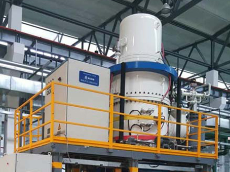 Vertical vacuum annealing furnace